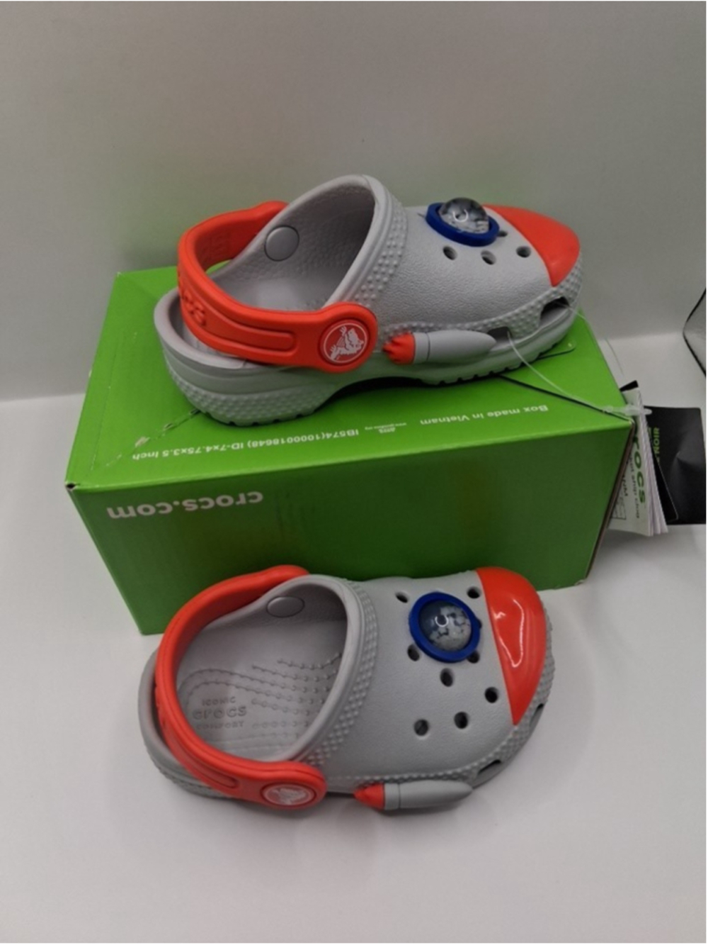 Crocs Glow in Dark Roacket Ship. C5 Toddler Clog Shoes Gray, Orange NEW